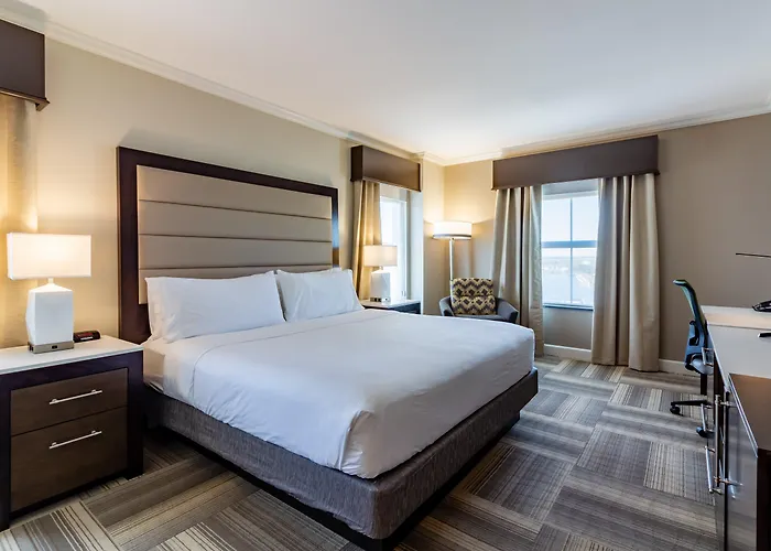 Holiday Inn Express Savannah - Historic District